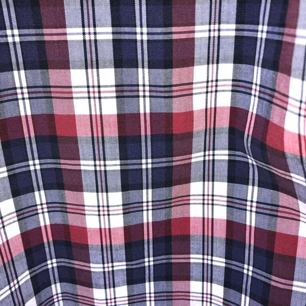 ☀️☀️☀️ 4/$20 Banana Republic plaid button down - Picture 2 of 4
